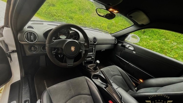 Porsche Cayman 2.9