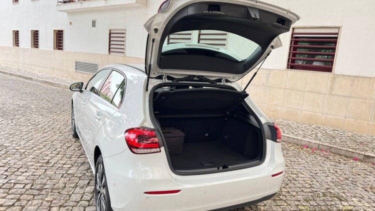 Mercedes-Benz Classe A 250 e Business Line