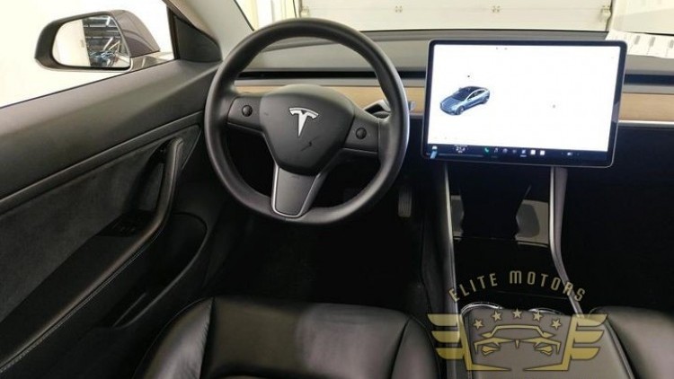 Tesla Model 3 Standard Range Plus RWD