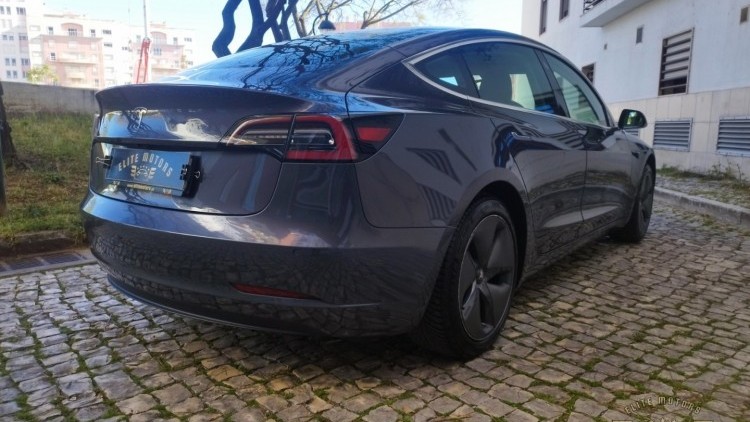 Tesla Model 3 Standard Range Plus RWD