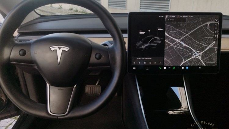Tesla Model 3 Standard Range Plus RWD