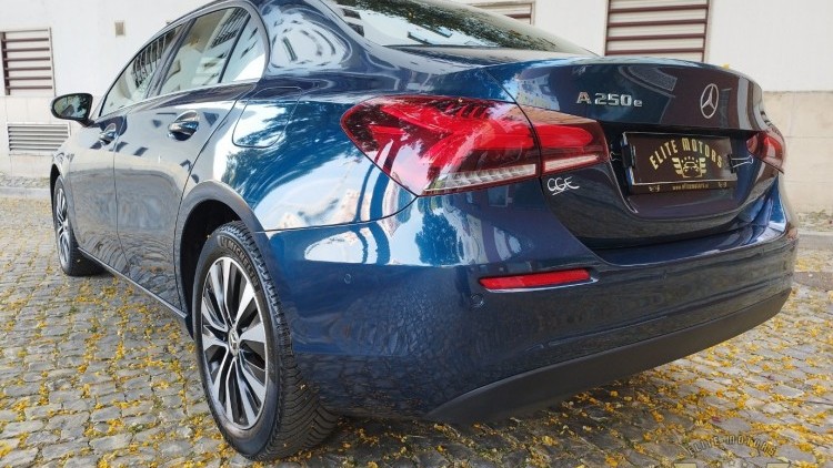 Mercedes-Benz Classe A 250 e Business Line